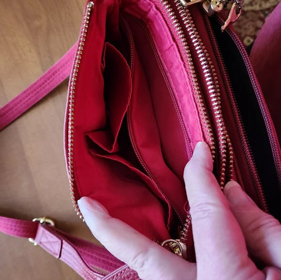 Roma Leather Conceal Carry Purse - Picture 4 of 6